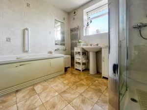 Photo 1- click for photo gallery